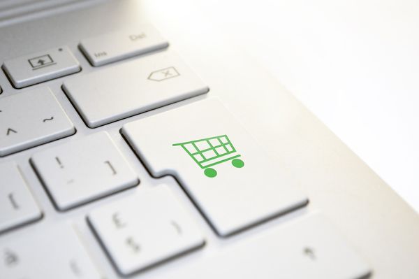 Sukces w e-commerce: kompleksowa obsługa kont na przykładzie Amazona